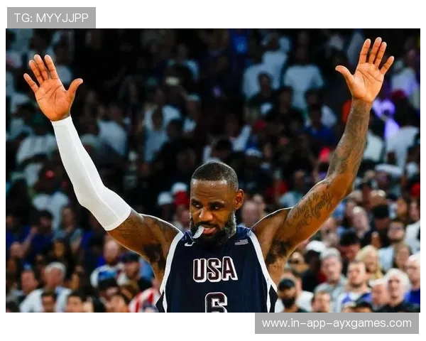 詹姆斯单场贡献5次抢断展现历史顶级外线扫荡能力