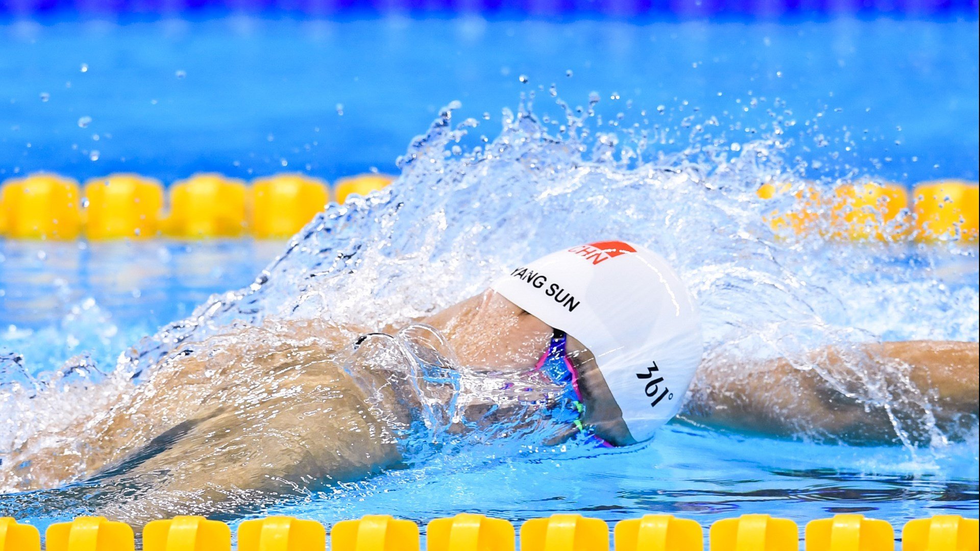 F1赛事中最激动人心的十个瞬间，f1最精彩的一场比赛