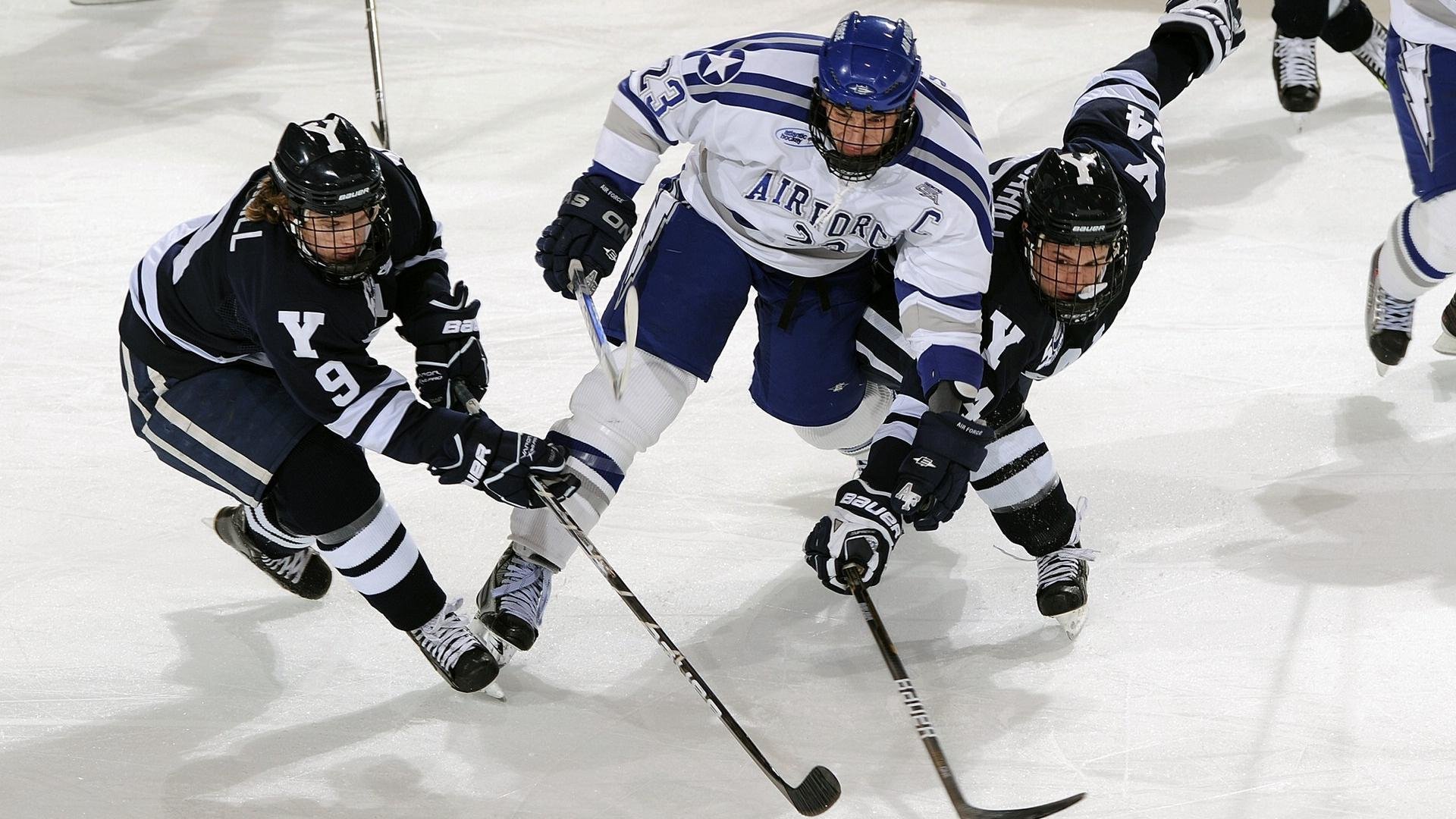 TL下路双人组表现稳定，lol好玩的下路双人组
