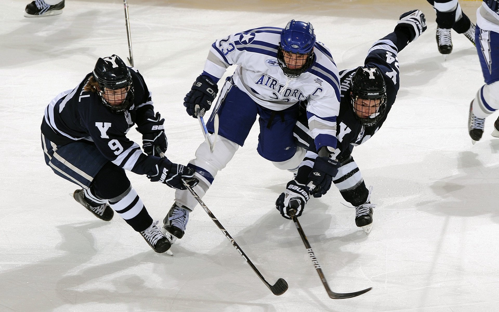 “法甲豪门鏖战，悬念逐渐揭晓”，法甲豪强